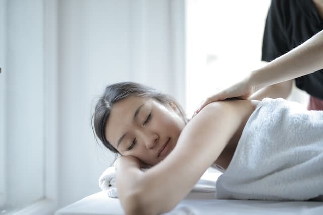 Thai-Massage