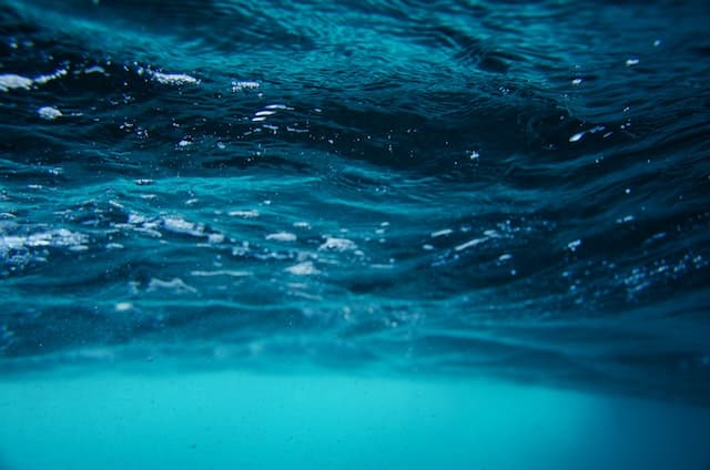 Unterwasser-Massage